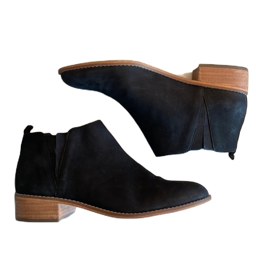 Sz9 BP Nordstrom Black textured Leather Heeled Booties VGUC